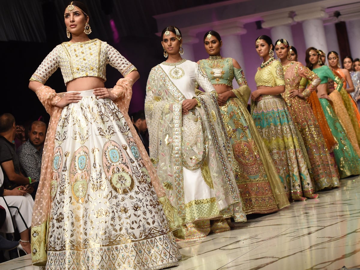 Power dressing in Pakistan: how fashion became a battleground | Pakistan | The Guardian Power dressing in Pakistan: how fashion became a battleground | Pakistan | The Guardian
