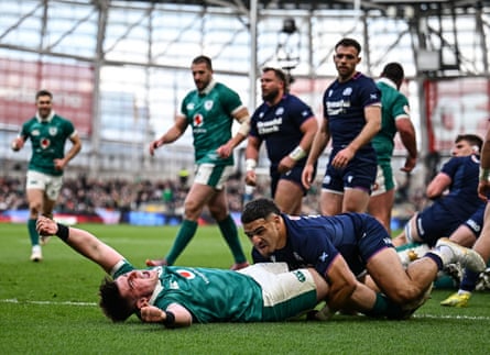 Dan Sheehan scores a try for Ireland