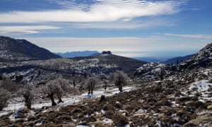 Scenic View Of Snowcapped Mountains near Parauta