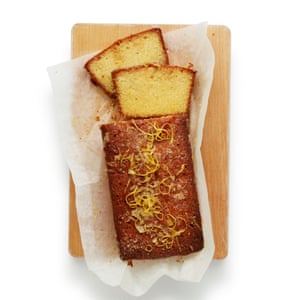 Felicity Cloake’s lemon drizzle cake.