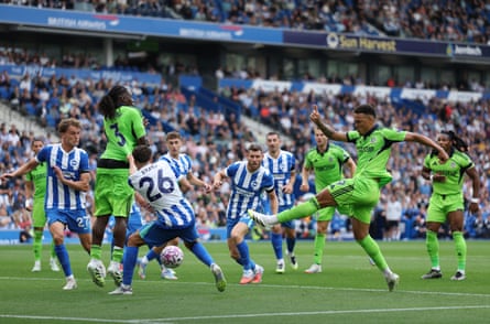 Rodrigo Muniz scores to secure a point for Fulham at Brighton