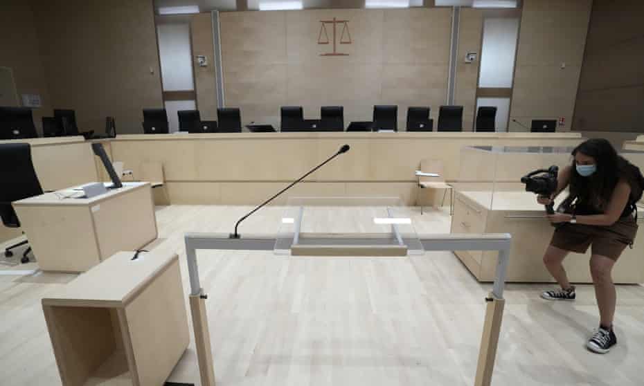 Big courtroom