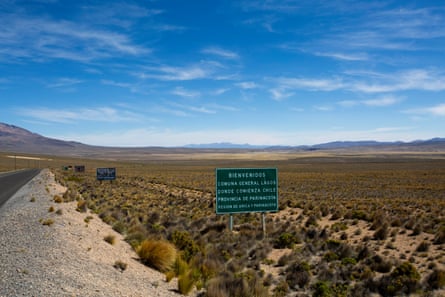 Desolate arid landscape of Chile’s northern border