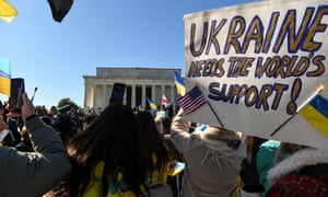 Demonstrators gather at the Lincoln Memorial to protest against the rising tensions between Russia and Ukraine before marching to the White House on Sunday in Washington DC.