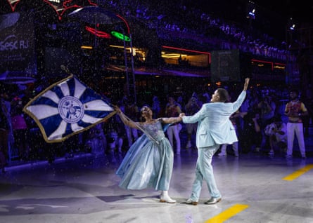Members of the Acadêmicos de Niterói samba school take part in a practice parade ahead of their tribute to Brazil’s president, Luiz Inácio Lula da Silva, on Sunday