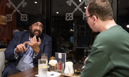Harinder dan Elliot