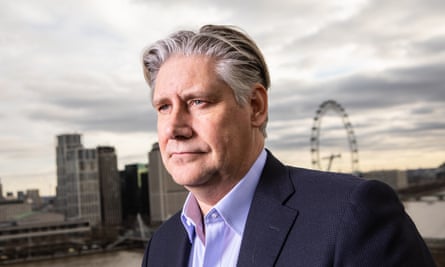 easy jet problems CEO Johan Lundgren portrait
