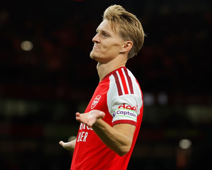 Martin Ødegaard resumes his role as Arsenal’s smoothing agent and pass master | Barney Ronay