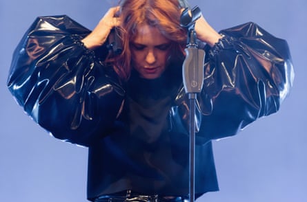 Alison Goldfrapp performing at Glastonbury festival 2017.