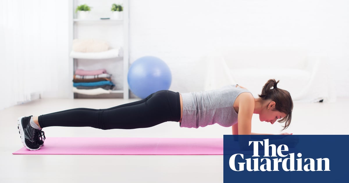How To Do The Perfect Plank Life And Style The Guardian
