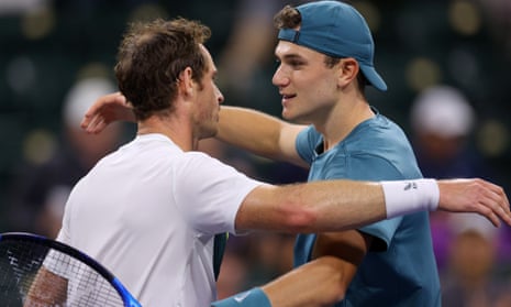 Jack Draper and Andy Murray embrace after their third-round match in Indian Wells