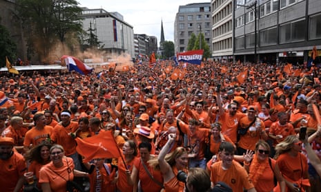 Netherlands fans fill Dortmund streets with music ahead of semi-final – video 