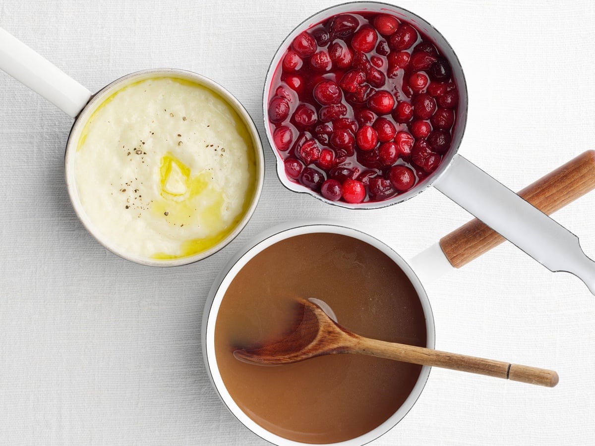 How To Pick The Right Sauce For Your Roast Dinner Roasts A