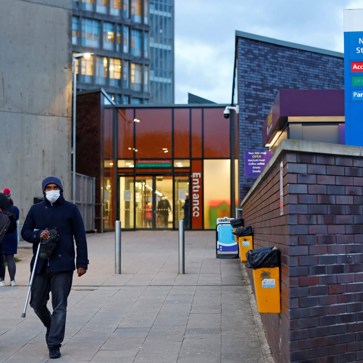 England More Than Third Of Hospital Covid 19 Deaths In London Coronavirus Outbreak The Guardian