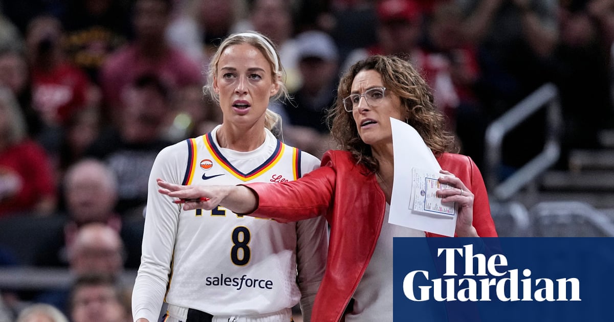 Fever’s White says critics can ‘go to hell’ over handling of Sophie Cunningham controversy