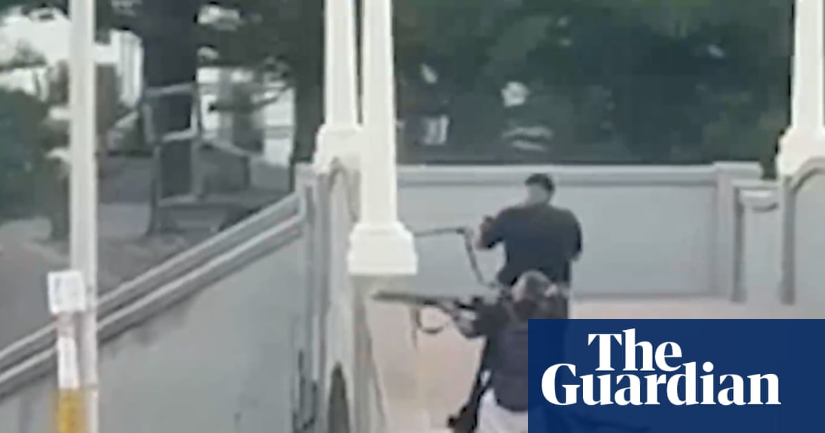 Bondi terror attack: alleged gunmen travelled to the Philippines before ‘Isis-inspired’ shooting