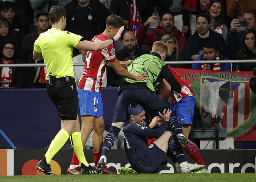 Uefa looking at Atlético and Manchester City bust-ups as fresh footage emerges | Uefa 2 The incident that sparked trouble at the end of the game.