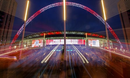 England v U.S.A. women's international friendly match<br>Spectators arriving at the stadium before the women's international friendly match between England and U.S.A. at Wembley Stadium on November 30th 2024 in London (Photo by Tom Jenkins)