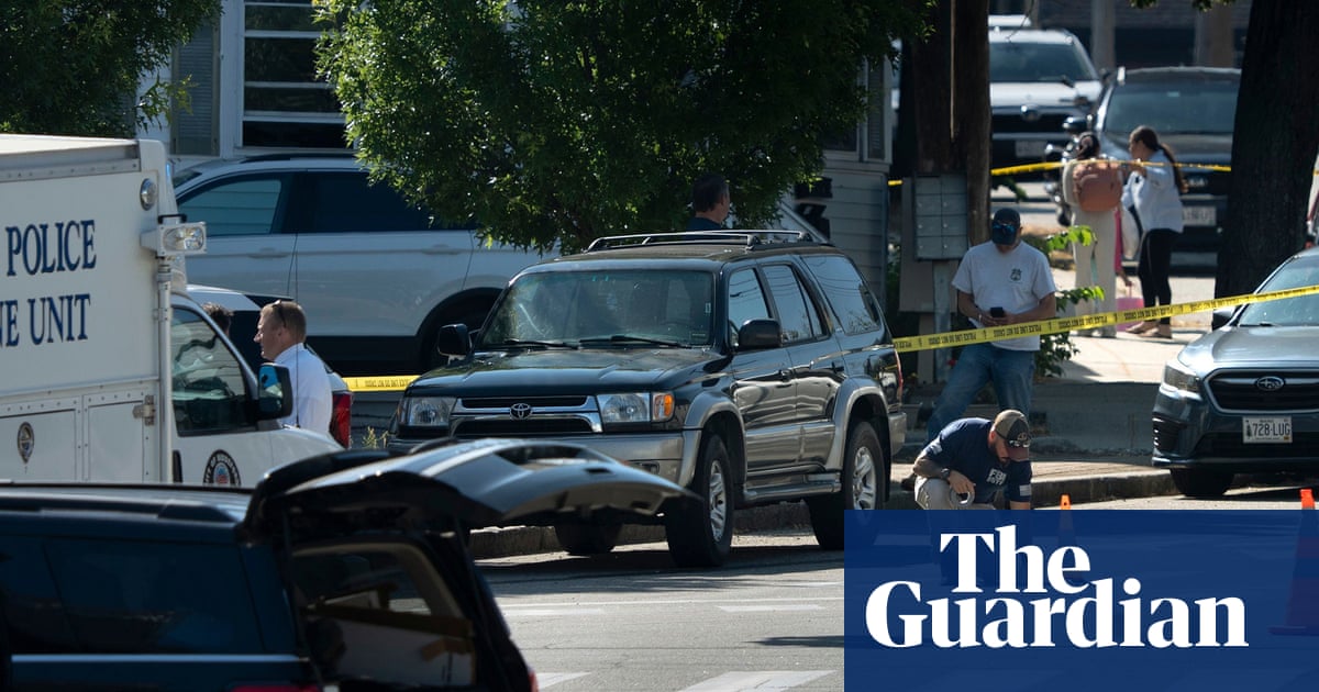 ICE agents kill man in Maine as senator says victim not target of arrest