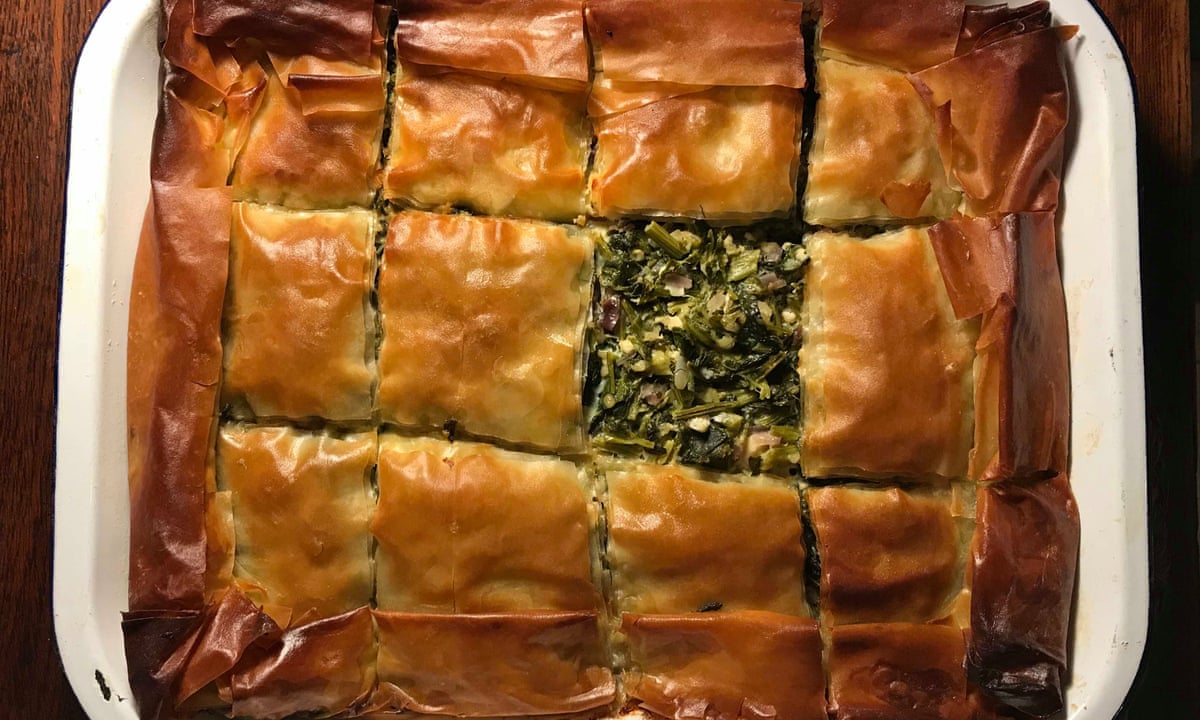 How To: Make Your Own - Spanakopita (Greek Spinach And Cheese Pie) - How To  Eat