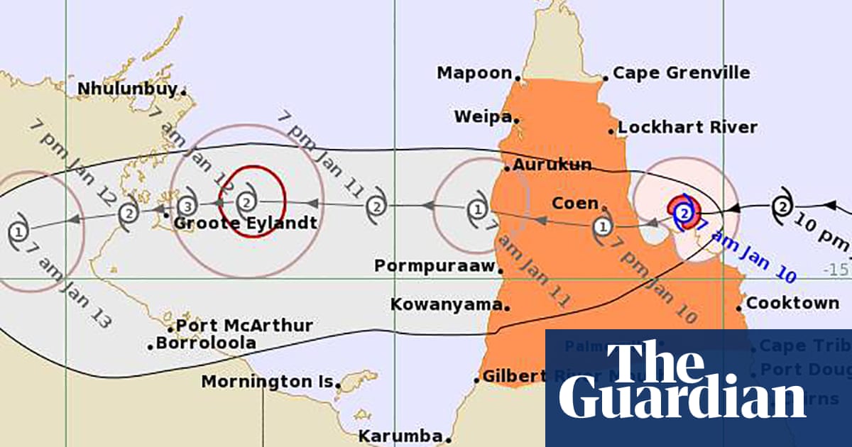 Tropical Cyclone Tiffany weakens after making landfall in far north Queensland