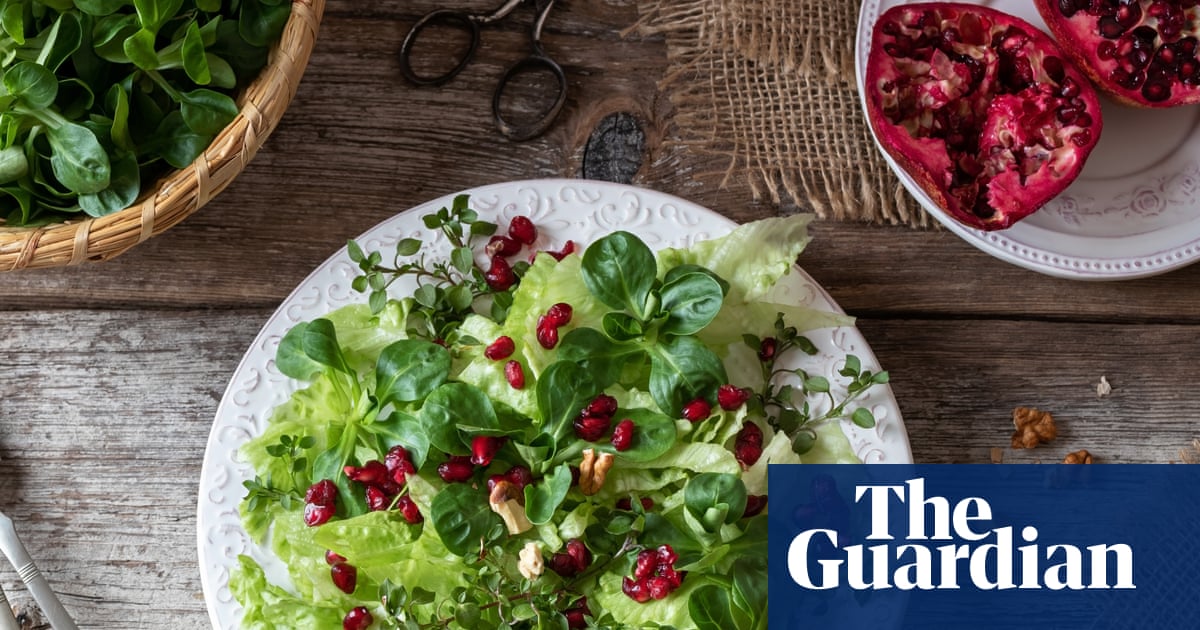 Can’t beat them? Eat them! Ten of the tastiest garden weeds