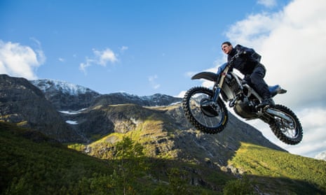 Tom Cruise keeps it real in Mission: Impossible – Dead Reckoning Part One.