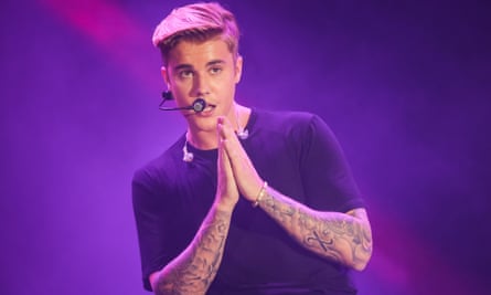Justin Bieber performing in 2015.