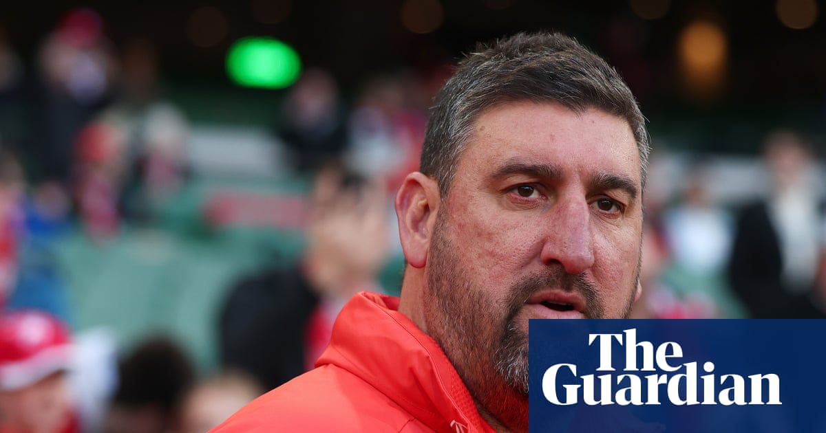 Sydney Swans coach ‘extremely disappointed’ as club faces call on standing down players over alleged sexual assault