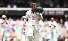 David Warner leaves the field after his farewell Test innings as Australia beat Pakistan by eight wickets at the SCG.
