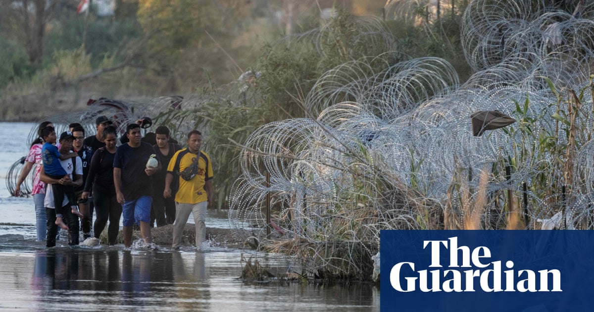 Губернаторът на Тексас наложи строги гранични политики и превози с