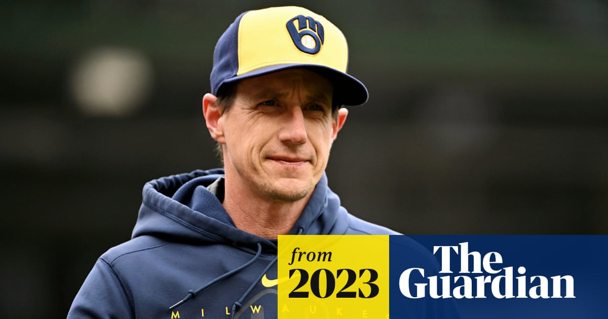 does craig counsell chew tobacco Counsell, I remember my first time too. Act like you've been there before. Hilarious moment. #craigcounsell #chicagocubs #mlb #baseball #milwaukeebrewers Cubs manager Craig Counsell was