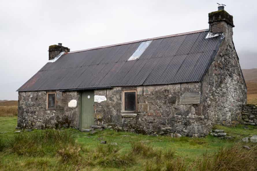 Meanach bothy has been successful  the attraction   of the MBA since its renovation successful  1977.