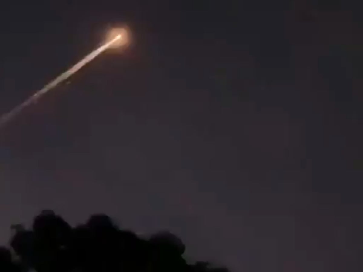 Absolutely Amazing Space Junk Delivers Light Show Across The Sky In South East Australia Australia News The Guardian