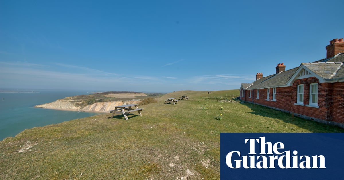 The Best Websites To Bag A Uk Cottage Right On The Beach Travel