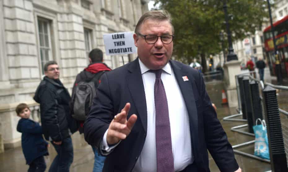 Mark Francois MP leaves the cabinet office on 21 October.