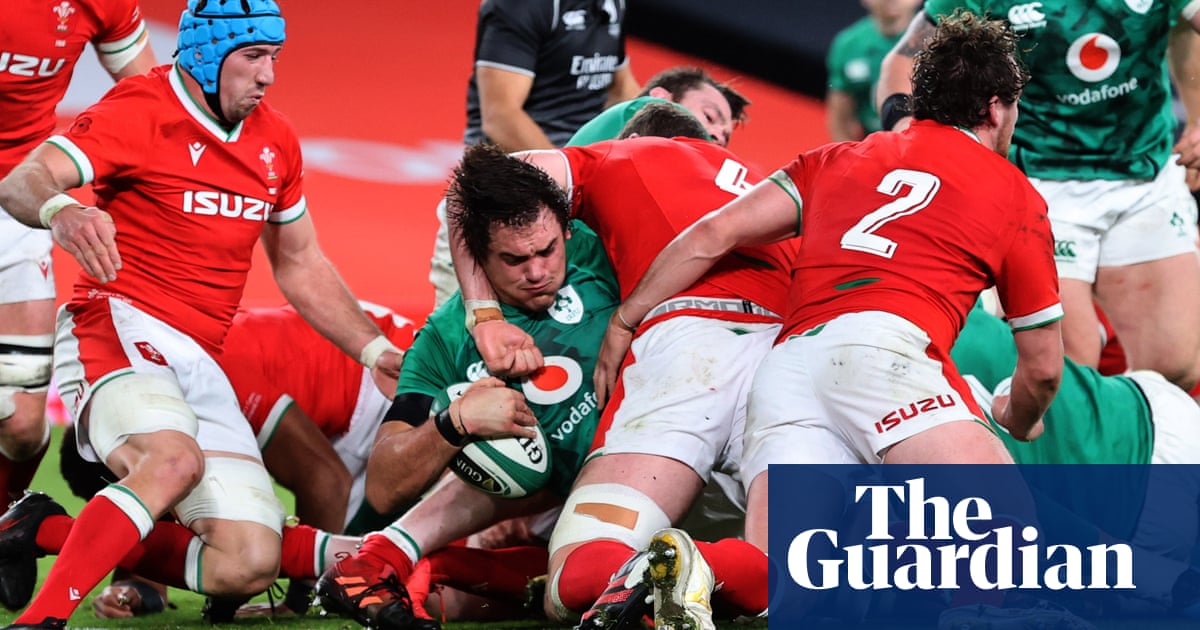 Ireland pile pressure on Pivac as Wales slip to sixth straight defeat