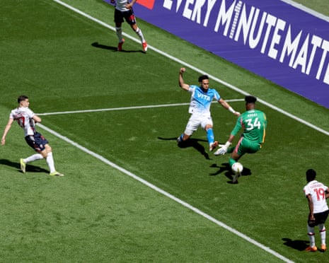 Rodrigues of scores an early goal.