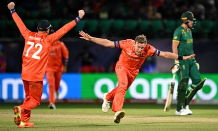 Netherlands’ Logan van Beek (C) celebrates after taking the wicket of South Africa’s David Miller (R) during the 2023 Cricket World Cup – a shock result that carried little value in such a bloated tournament.