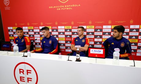 Spain men’s football team condemn Rubiales for ‘unacceptable behaviour’