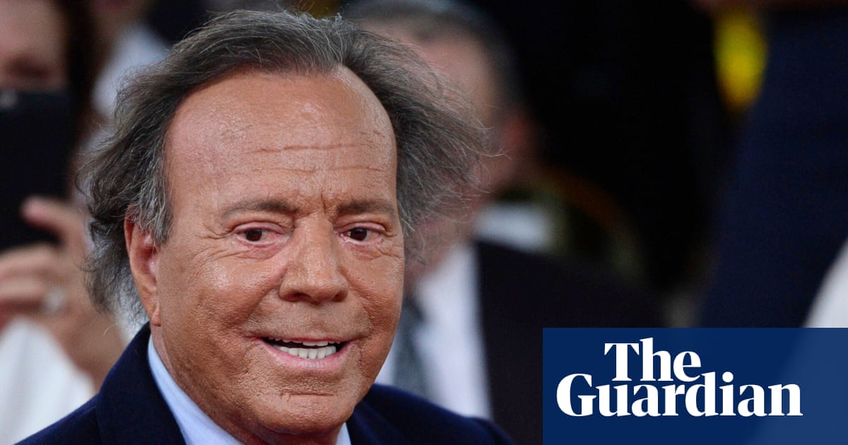 Spanish prosecutors drop sexual assault complaint against Julio Iglesias