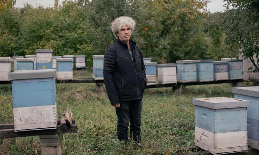 TravelGuides - Rio Tinto’s past casts a shadow over Serbia’s hopes of a lithium revolution | Serbia 9 Vladan Jakovljevic with his hives