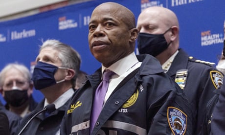 Philadelphia becomes first major US city to reinstate indoor mask mandate 5760