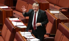 Western Australian Liberal senator Chris Back has announced he is retiring.