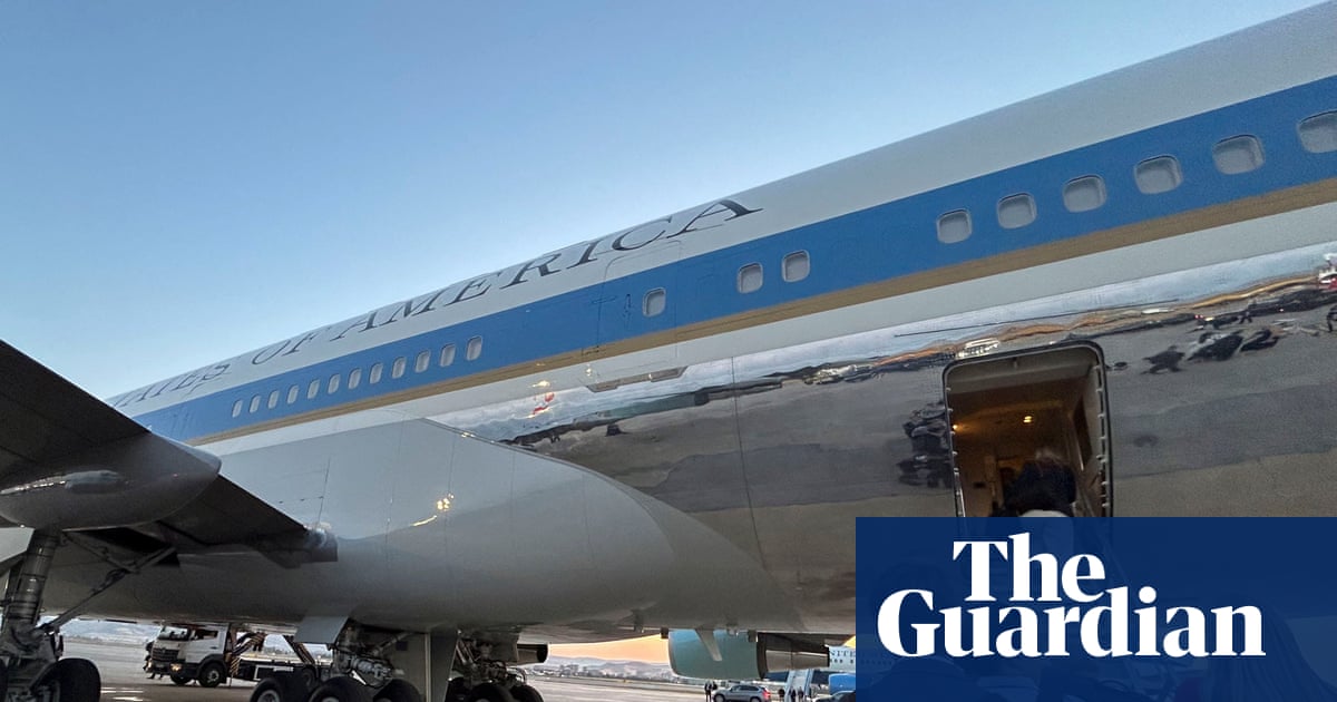 Trump Confirms Secret Service Ordered Plane Swap Over Iran Threat