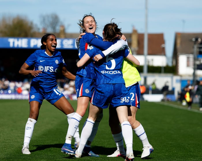 Buurman strikes late against Spurs to send Chelsea into Women’s FA Cup semi-finals