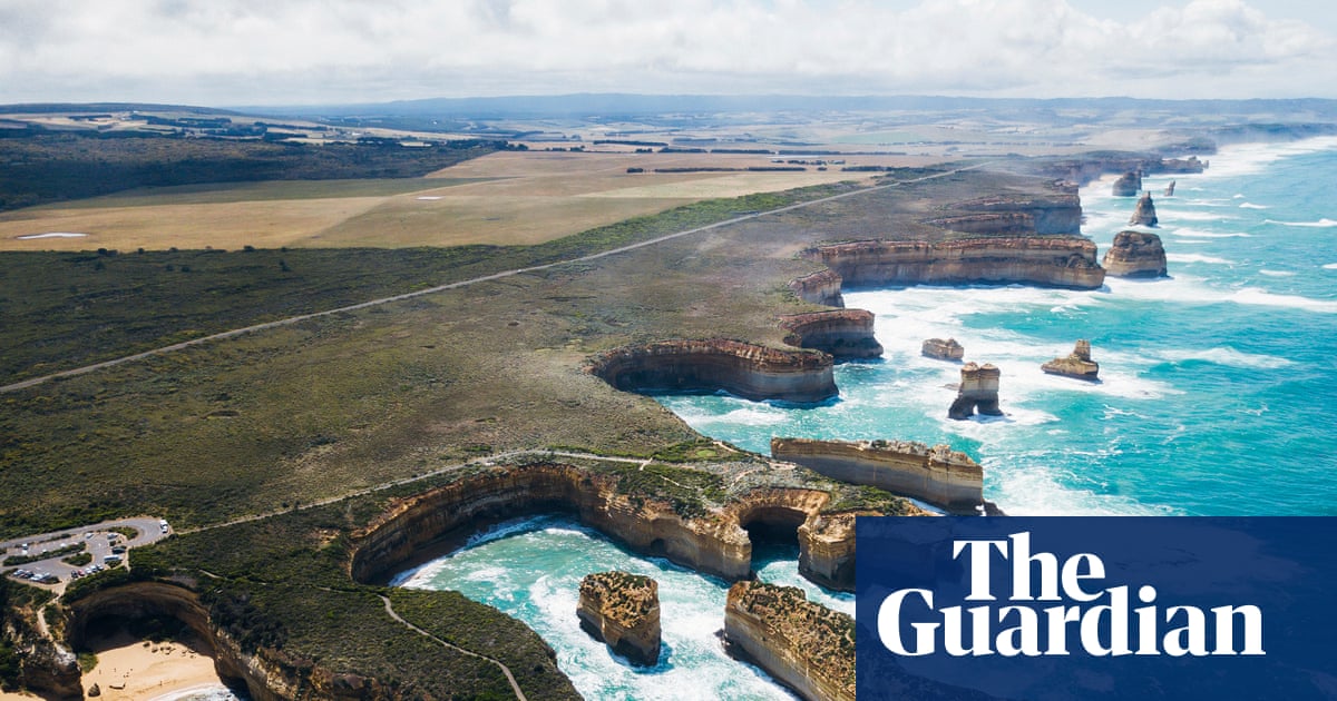 A history of the Earth': Twelve Apostles revealed to be as old as 14m years