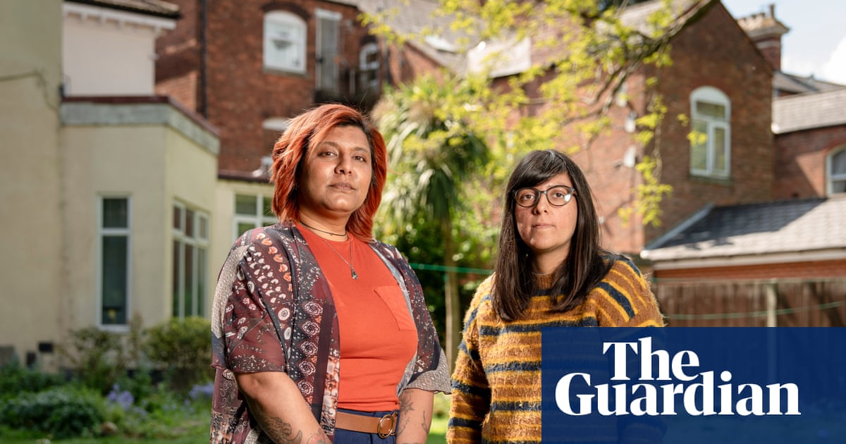 ‘Everyone was in tears’: the tenants given eviction notices just before ban in England