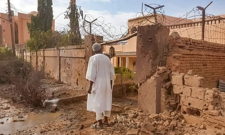 Soldiers accused of widespread looting from homes near Sudanese