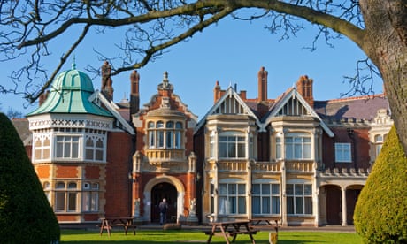 School history lessons minimise the role of women, report finds | History | The Guardian